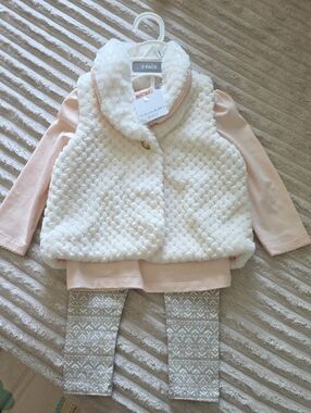 Tahari Baby Cream Faux-Fur Vest with Blush Pink Top & Gray Fair Isle Leggings